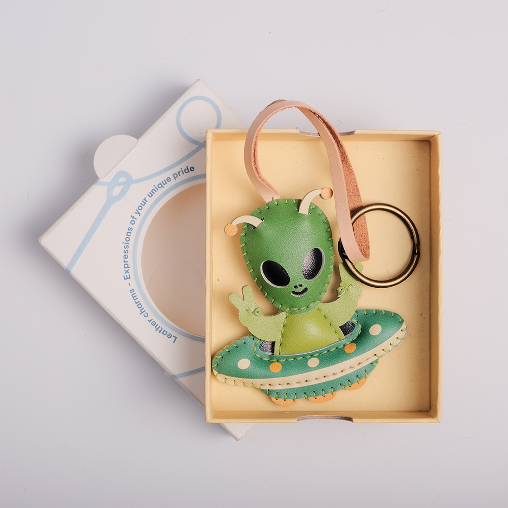  Alien Leather Bag Charm-10